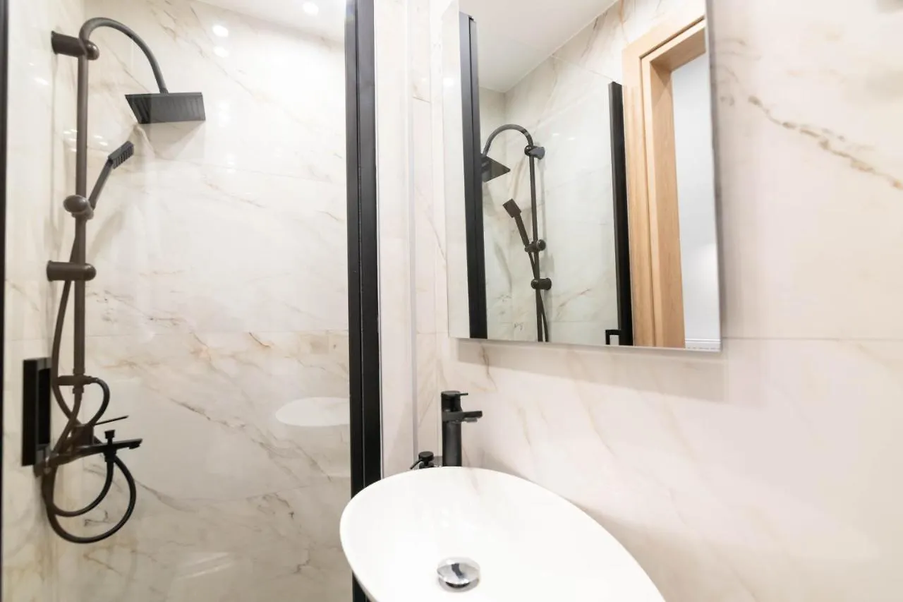 F & B Collection - City Central 2 Bedroom Suite Thessaloniki Greece