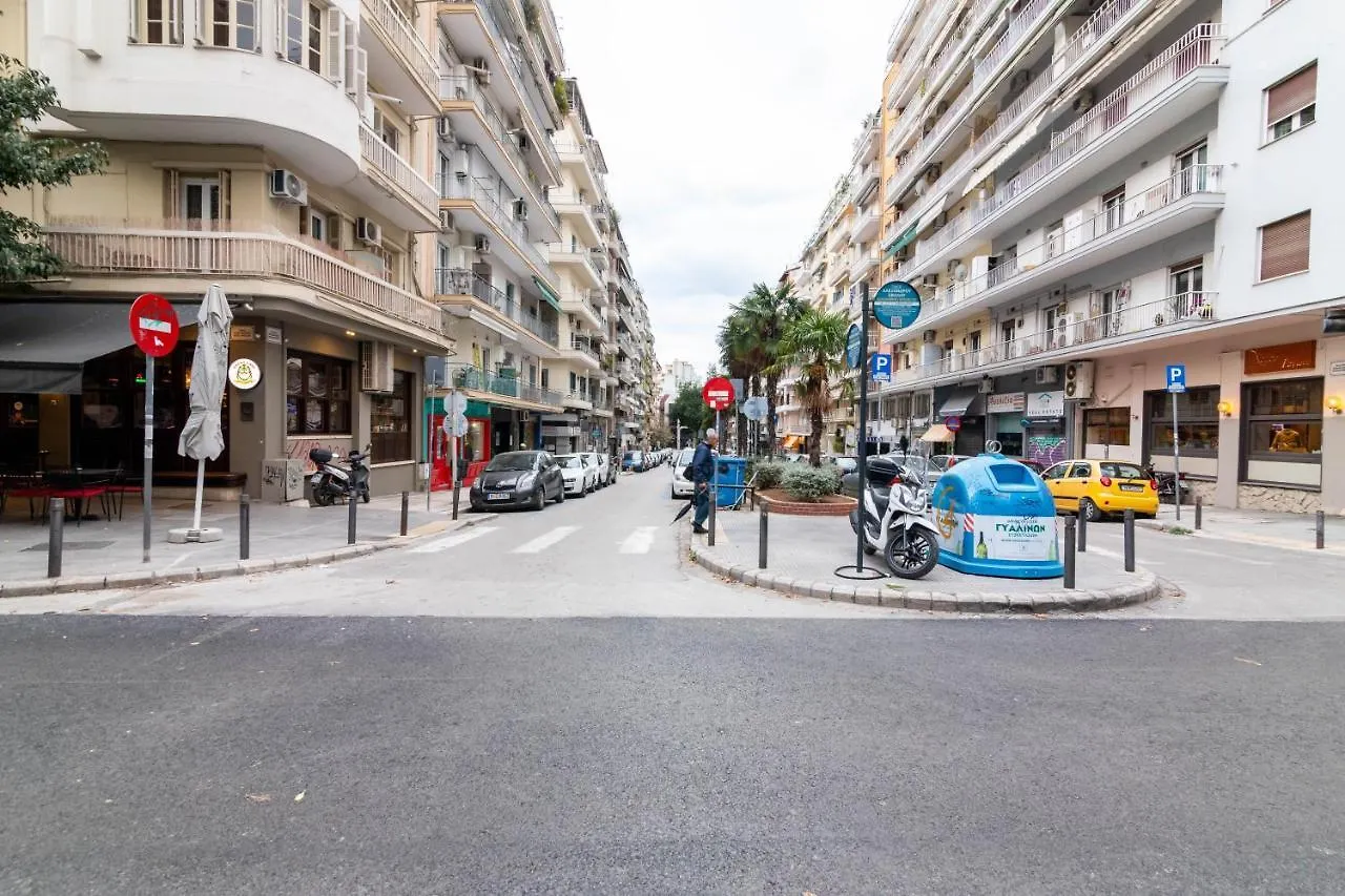 F & B Collection - City Central 2 Bedroom Suite Thessaloniki Apartment